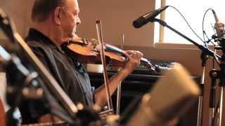 Bobby Hicks performs Maidens Prayer in WUNC Studios