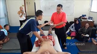 CARA MASSAGE ABDOMEN PERUT