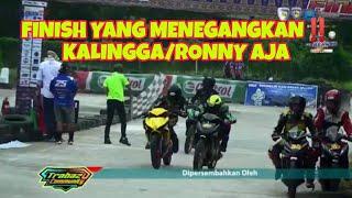 MENEGANGKAN SAMPAI FINISH‼️KALINGGA VS RONI AJAFinal MP1#balap #balapmotor #kalingga #palembang