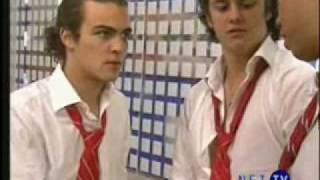 Thomas golpea a Giovanni 2 veces - Rebelde - RBD