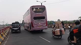 Bus Super po Hariyanto leveri Pandawa 87 tujuan Yogyakarta dari cibinong