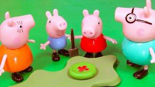 Peppa Pig Finds Pirate Treasure  ‍️ Toy Adventures With Peppa Pig