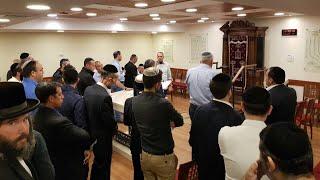 Saying Tehillim @ Knesset For Rav Aharon Leib Shteinman