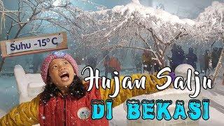 Snow World Bekasi Indonesia