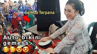 Gemess...Aksi luar biasa ketipung cantik Ayu Kaesthi  KLEBUS