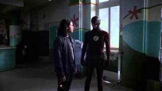 The Flash S2E18 - Cisco opens the breachThe Flash Vs Zoom Part 1