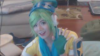 SEXIEST ARCADE RIVEN COSPLAY EVER - Boxbox Using PS4 Controller