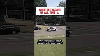 Rate the drivers parking skills #parkingskills #carchase #policechase #caughtoncam #cctvfootage