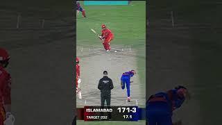 Azam Khan vs Mohammad Amir  Mohammad Amir Got Angry   #HBLPSL9 #SportsCentral #Shorts #PCB MI2A