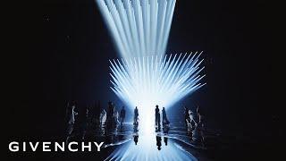 GIVENCHY  Fall Winter 2021 RTW Show