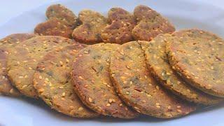 १५ दिवस प्रवासासाठी टिकणारी मेथी भाकरी  Crispy Methi Bhakari  Gujrati style Methi Bhakri