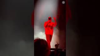 Chris Brown - Wheels fall off Live. One of them ones tour