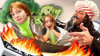 COOK THE KiDS with CHEF DAD  Crazy Restaurant Customer orders from Pink Monkey Buddy & Granny Mom