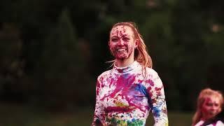 Girls Paint Fight