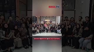 DR Sariat Arifia bersama Mahasiwa ITB Vinus Ucapkan Selamat kepada RMOL Jateng