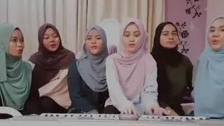 Cewek hijab nyanyi Surat Cinta Untuk Starla Suaranya Aduhay Banget