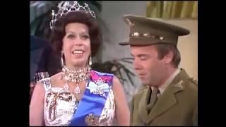 Carol Burnett Show - Royal Family - Carol Cracks Up