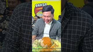 MUKBANG BAKSO SEGEDE ELPIJI PUAS BANGET #NGESHORTSBARENG #JAKARTABANGET