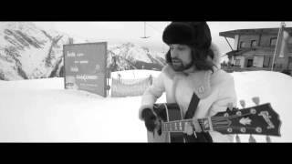 Kasabian Sergio Snow Solo