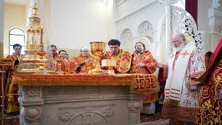 Чин великого освящения и Патриаршая Божественная литургия в новоосвященном Покровском храме Рязани.
