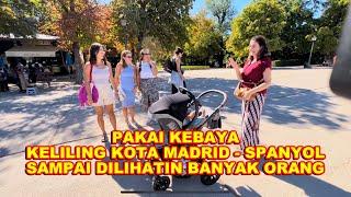 Pakai kebaya Indonesia keliling kota Madrid dilihatin banyak orang