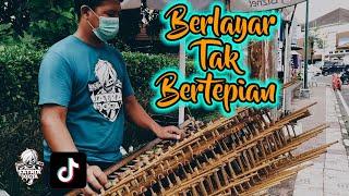 BERLAYAR TAK BERTEPIAN angklung satria jogja - musik versi angklung