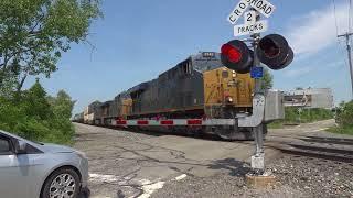 2 Fast CSX Trains Meet 2 More CSX Trains Meet CSX Train with 50 Amazon Containers CP UP Train