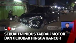 Diduga Mengantuk Pengendara Mobil Tabrak Motor dan Gerobak Hingga Hancur  Kabar Pagi tvOne