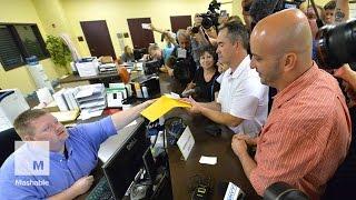 Defiant Kentucky County Issues First Same-Sex Marriage License  Mashable News