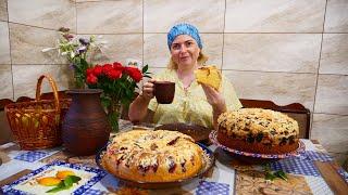 PREPARATION OF PIE WITHOUT KNUG WITH PLUMS AND SOURGING FOR PIES. UKRAINIAN CUISINE