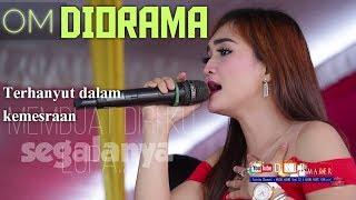 Terhanyut dalam kemesraan_ OM.DIORAMA #dangdut #orkespalembang #biduan  _WARNA WARNI_wdDERI&MEIRISA