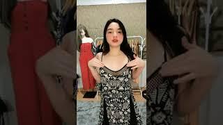 beautiful girl Live jualan baju online part 4