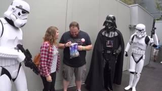 Darth Vader Helps Wife Tell Husband Shes Pregnant At Disney World