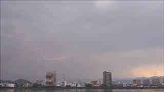 雷の稲光　繰り返し再生