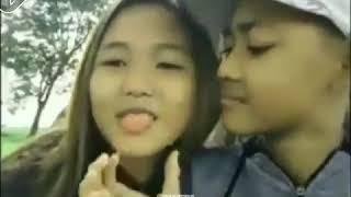 Anak kecil pacaran romantis