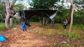 Muita chuva dia anterior quase desistimos alagamento na estrada chegamos e montamos o acampamento