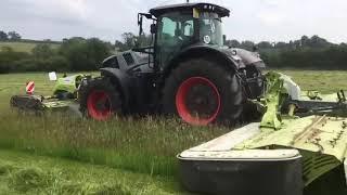 Claas butterfly mowers and CLAAS Axion 870