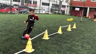 Galatasaray Futbol Okulu  Futbol Altyapı Antrenmanı