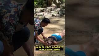 TAXISTA salva a la CHICA del RÍO sin saber que pasaría ÉSTO #novelas #entretenimiento #shorts #viral