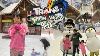 BERMAIN SERU DI SNOW WORLD TRANSMART JUANDA BEKASI #snowworld #wisataviral