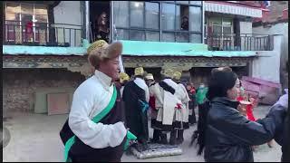 Tibetan tradition — Crying bride wedding in Tibet — traditional marriage culture practice