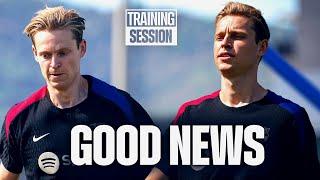 DE JONG TRAINS WITH THE SQUAD  FC Barcelona training 