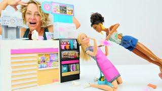 Puppen Video auf Deutsch. Barbie arbeitet als Barista. Spielspaß mit Barbie und Nicole