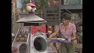 Sesame Street - Brian Muhel trying to sound like a Frank Oz character as SAM the robot making food