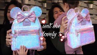 UNBOXING MY FIRST DISNEY LOUNGEFLY ⎮ LASR Planet Minnie UV Pink Iridescent Sequin⎜We love it 