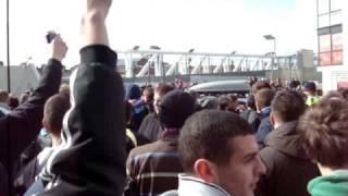 Burnley outside the Drayton Park 05 - Arsenal v Burnley