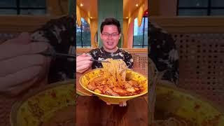 Makan mie satu mangkok jumbo 300rb