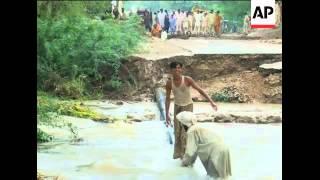 Evacuations in Sindh flood pix from Punjab ICRC in DI Khan