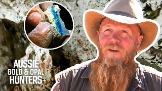 The Bushmen Drill Through Rock To Find MEGA 4KG Of Opal  Outback Opal Hunters