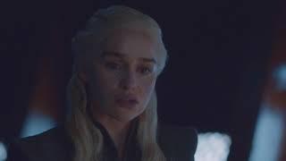 Game of Thrones 7x06 Daenerys Targaryen see Jon Snows scars.
